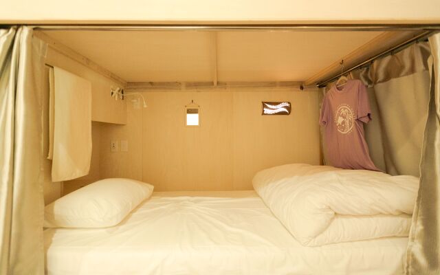 Hakata Minoshima Hostel FUTAGI