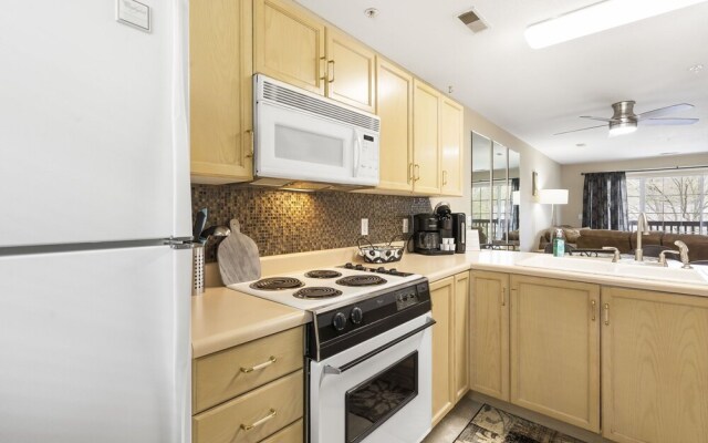 Lounging on the Lane