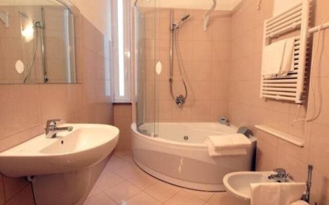 Hotel Experia