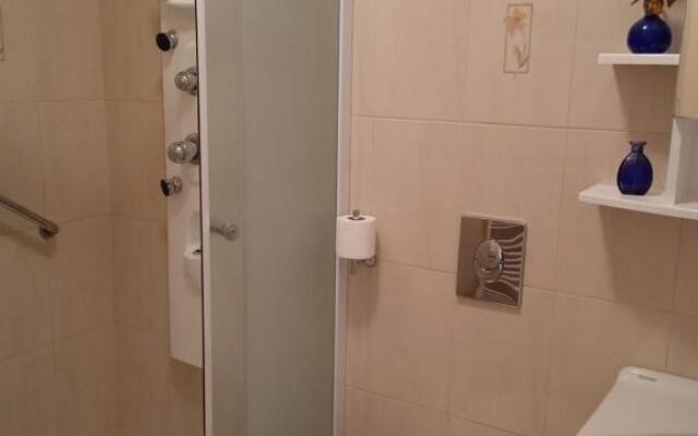Studio Apartman LENESTA