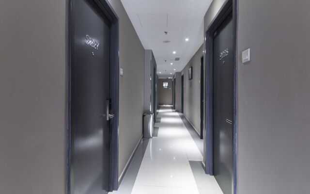 Hotel 99 - Kelana Jaya