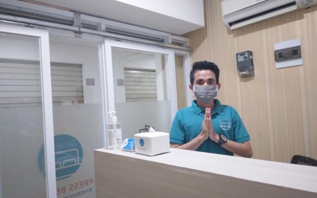 X-pressbedroom Riverview Cikarang