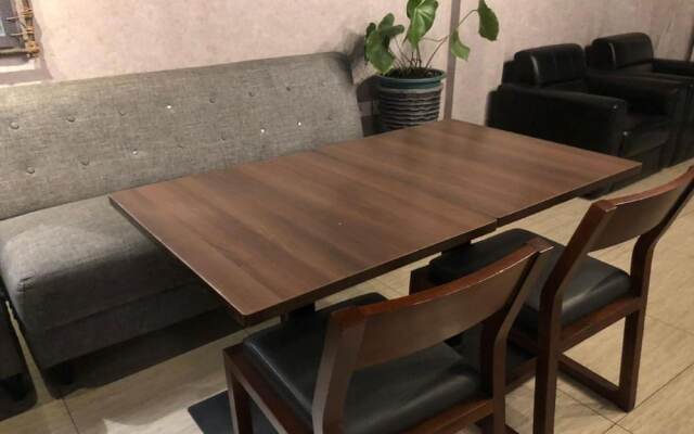 Taman Daun Tenggilis DI KOPII