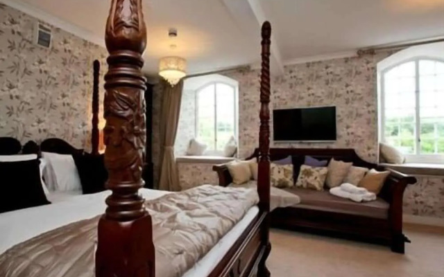The Notley Arms Inn