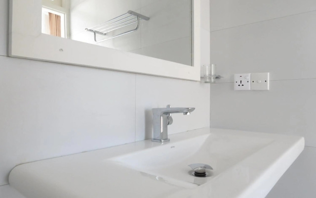 Mountain Wave Hotel and Surfshop