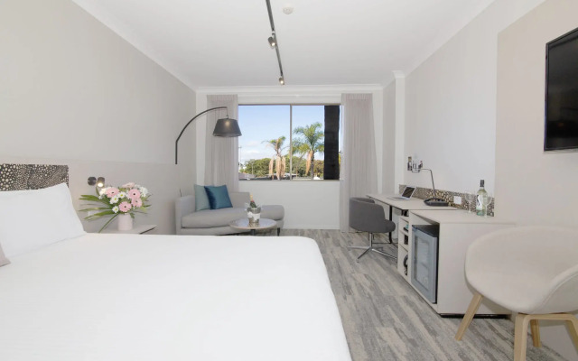 Mermaid Waters Hotel by Nightcap Plus
