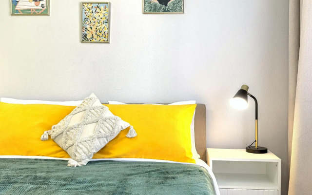 Apartment on 3b Montclair Street