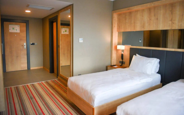 Ramada by Wyndham Vakfikebir