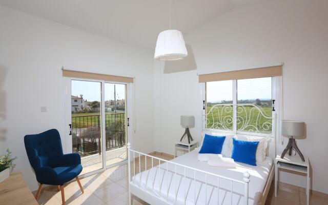 Seabreeze Villa No 4