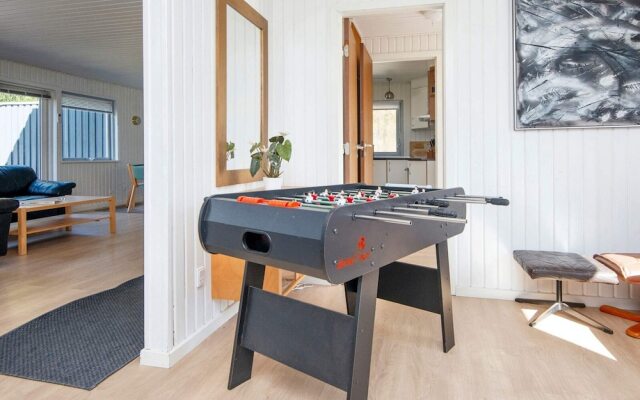 6 Person Holiday Home in Ebeltoft