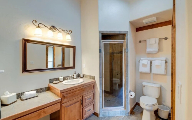 Bear Trail Luxury 5 Bedroom Townhouse