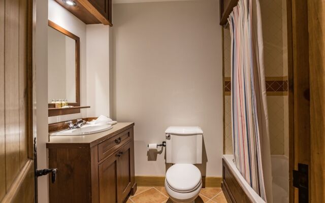 Equinoxe by Tremblant Platinum
