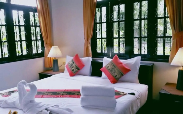 Naya Bungalow