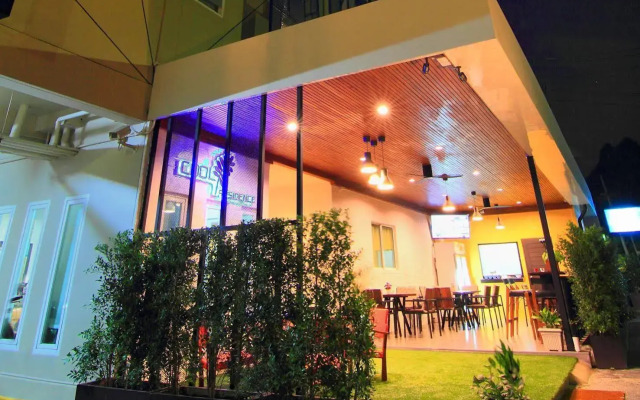 Cool Residence