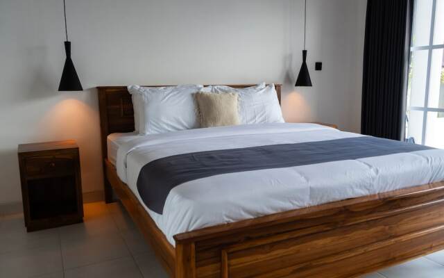 Santorini Luxury Villa