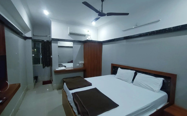 Hotel Govind Heights