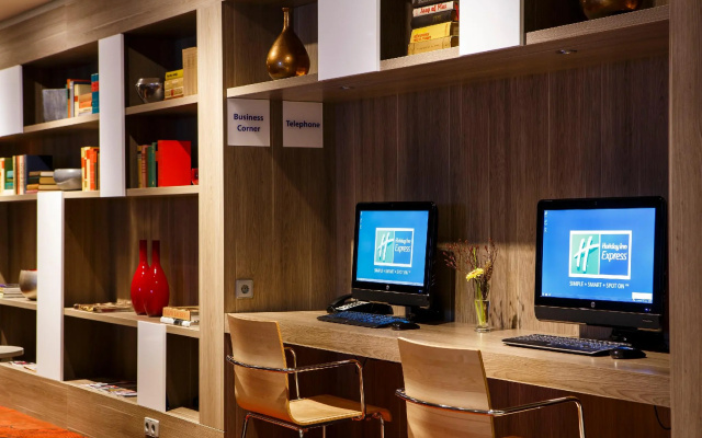 Holiday Inn Express The Hague - Parliament by IHG