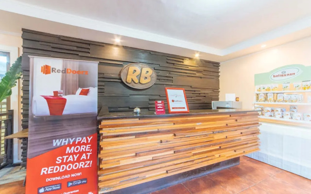 RedDoorz @ N Roldan Street