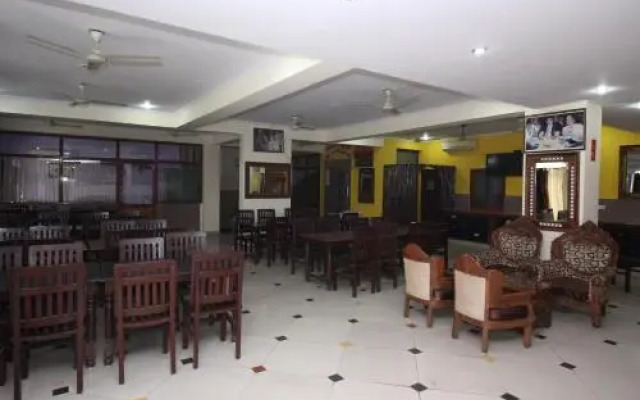 K comfort By OYO Rooms