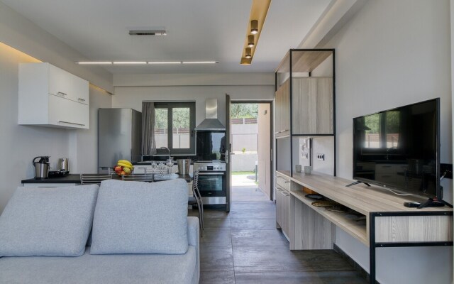 Serenity Suites Sea View 3