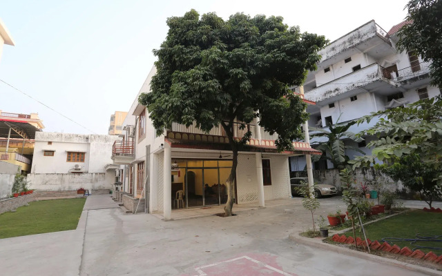 OYO 121 Green View