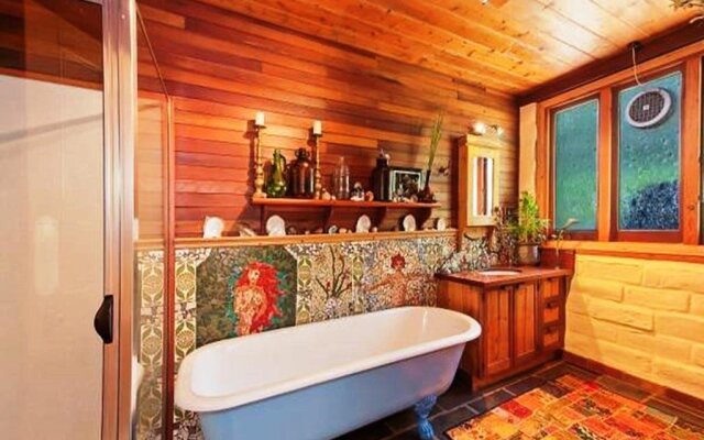 Curdie River Retreat