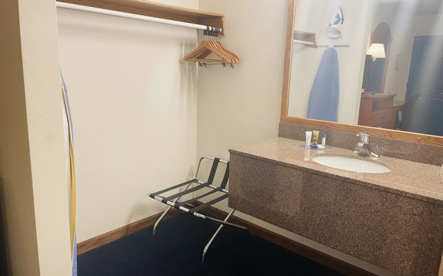 America's Best Value Inn Sandpoint