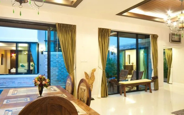 Natcha Pool Villa Pattaya