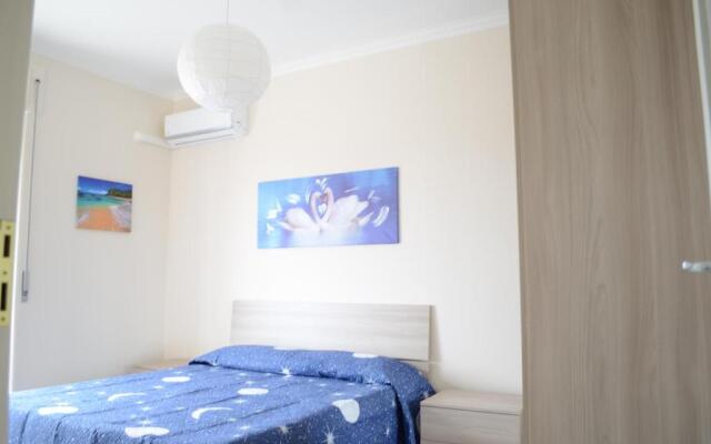 Fondachello Beach House 1