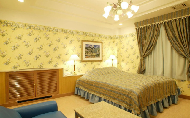 Osaka Palais de Fleurs – Adults Only