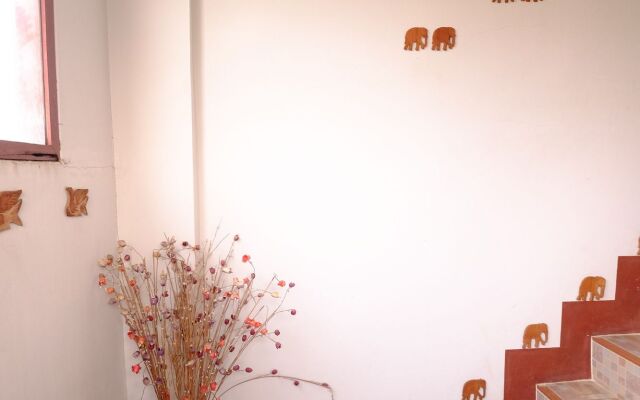 Leo Park Guest House
