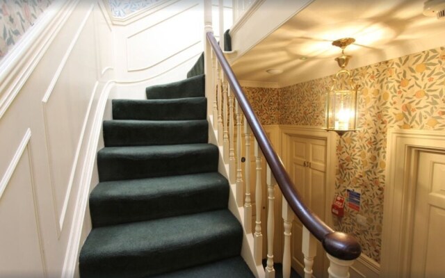 Lancaster Gate Apartments