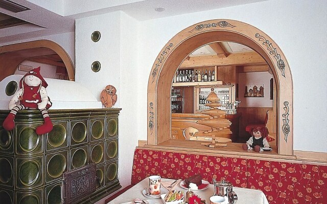 Hotel Ai Zirmes
