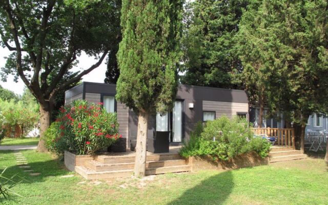 Holiday Home Le Mediterranée - AGL255