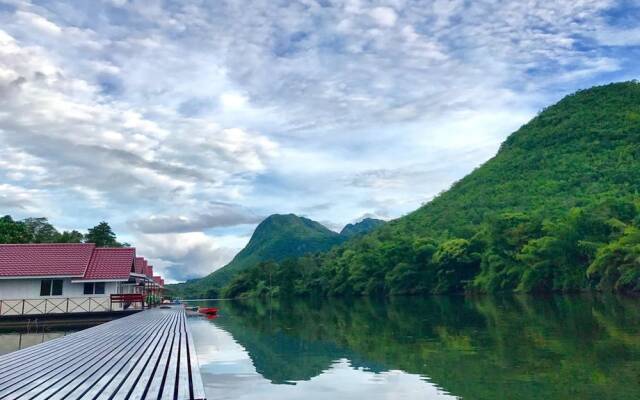 Naphatphorn Resort