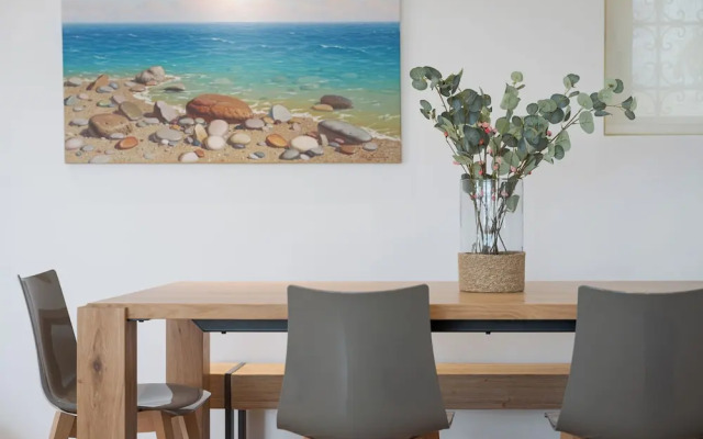 Vouliagmeni Serenity Residence
