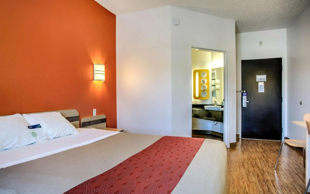 Motel 6 Missoula, MT