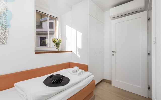 Beautiful Apartment House On The Seaside