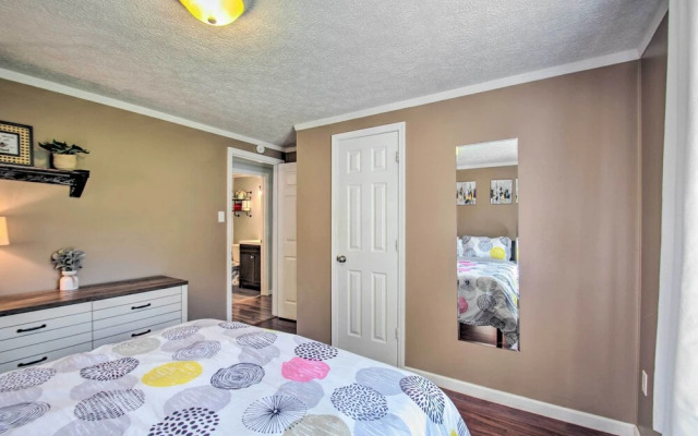 Dog-friendly Fayetteville Home w/ Hot Tub!