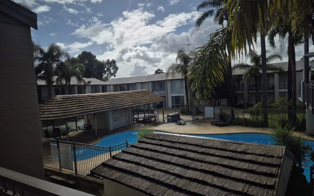 Seadream Studios at Mandurah Gate Resort