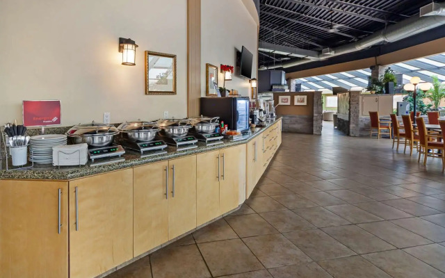 Best Western Plus Mirage Hotel & Resort