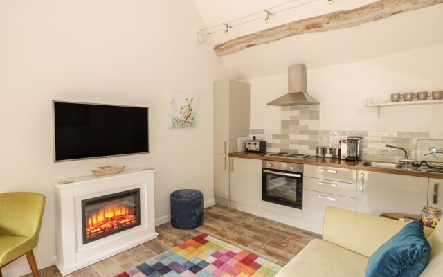 The Bolt Hole, Tiddington