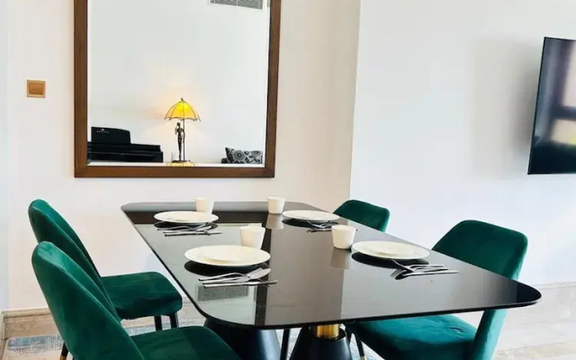 Spacious 2BR in Palm Jumeirah