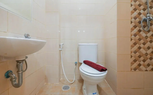 Comfortable And Well Furnished Studio Dave Apartment
