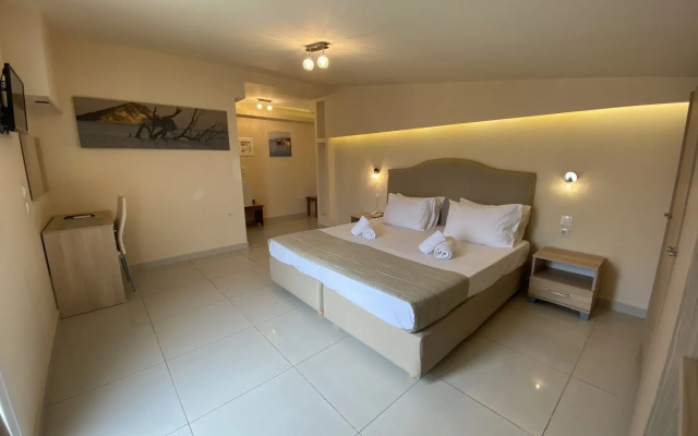 Porto Planos Beach Hotel