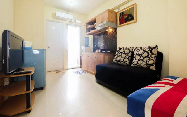 Simple 2BR Green Pramuka Apartment