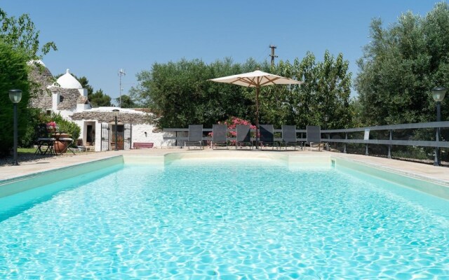 Trulli Nora con Piscina by Wonderful Italy