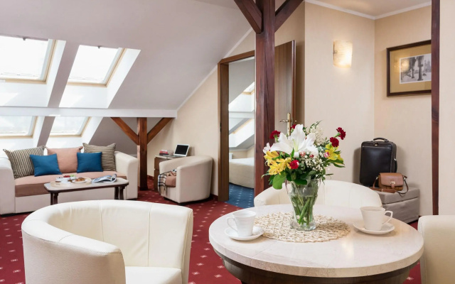 Booking Hotel & Spa