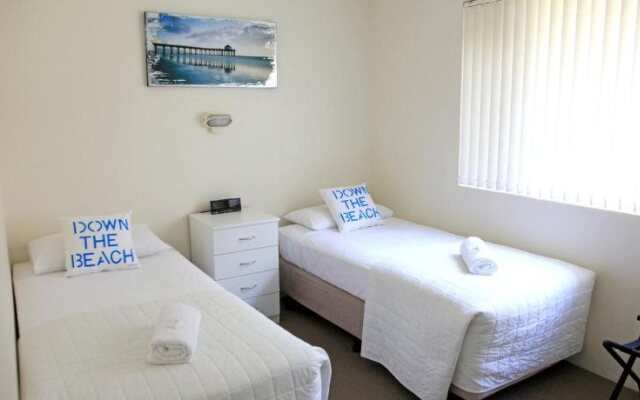 Beach House Holiday Apartments