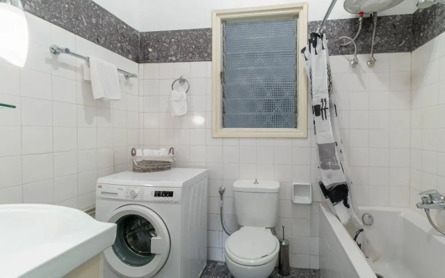 Charming Central Corfu Apartment